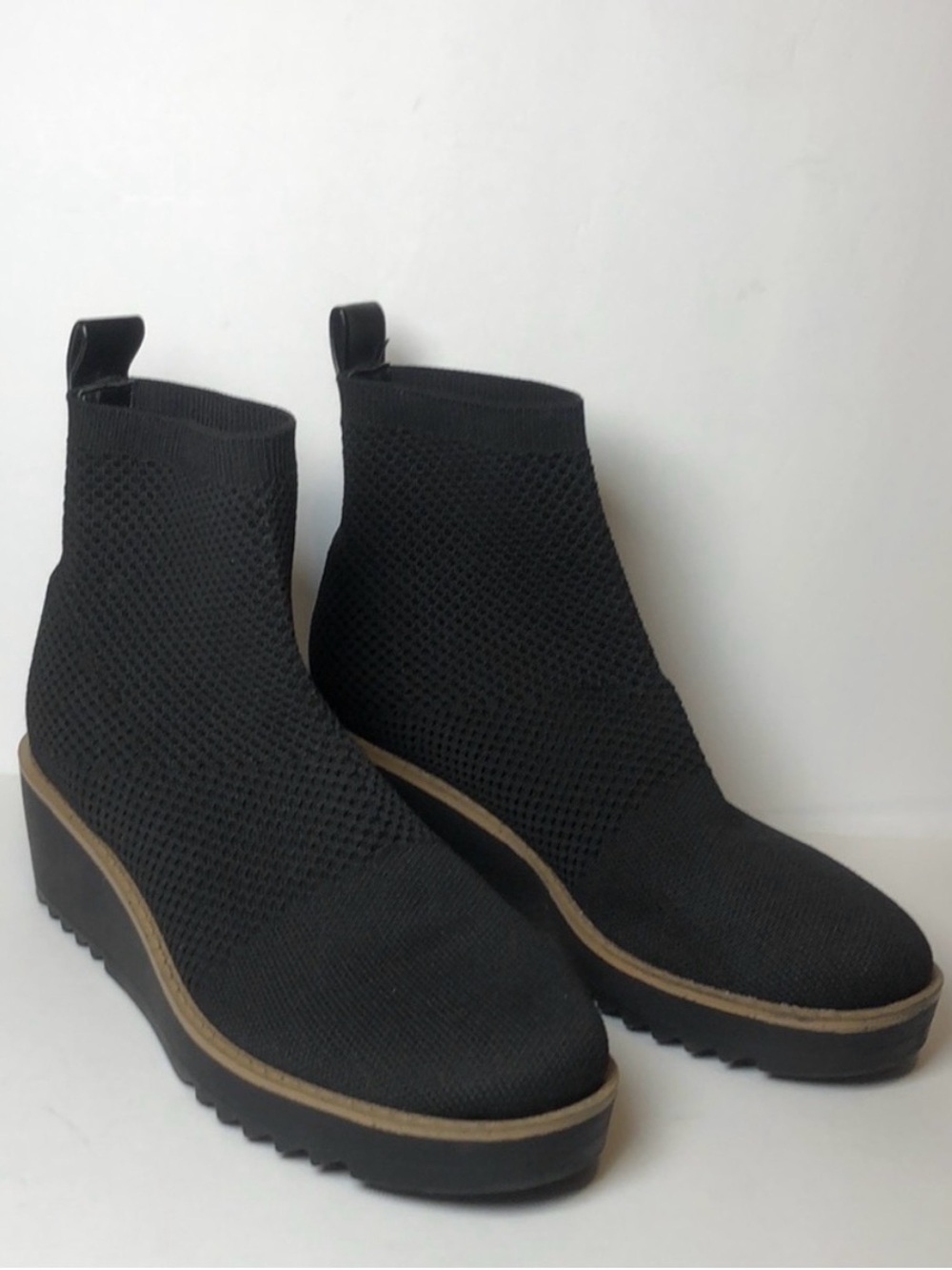 Bandolino Black Knit Wedge Ankle Boots US 9 Like New